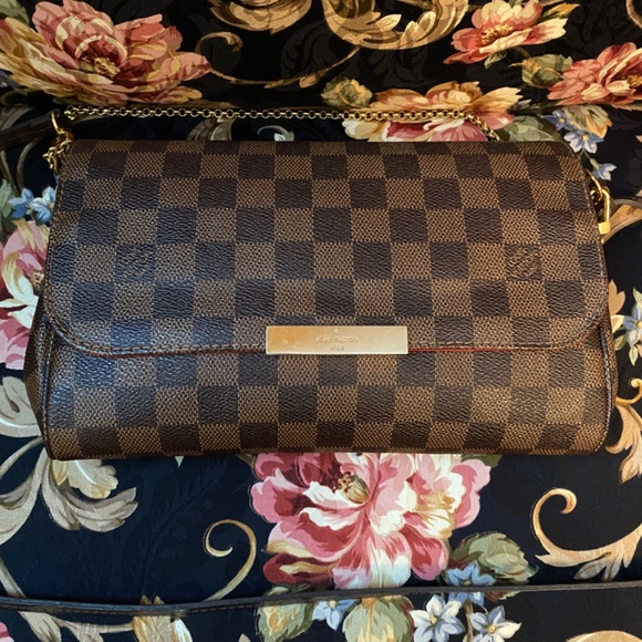 LOUIS VUITTON FAVORITE MM DAMIER EBENE CROSSBODY BAG + ALL SHOWN IN PICTURE - Picture 10 of 15